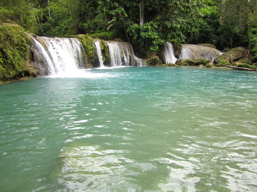 坎布加海瀑布-锡基霍尔岛必去景点