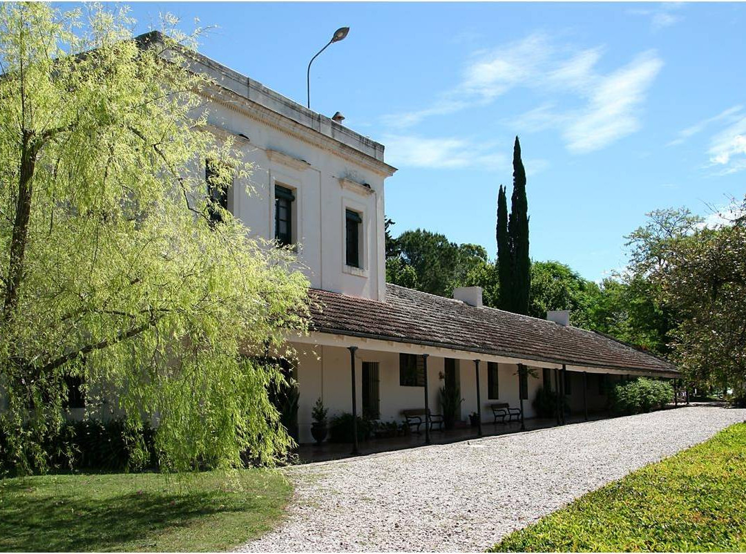 Hosteria Estancia La Paz