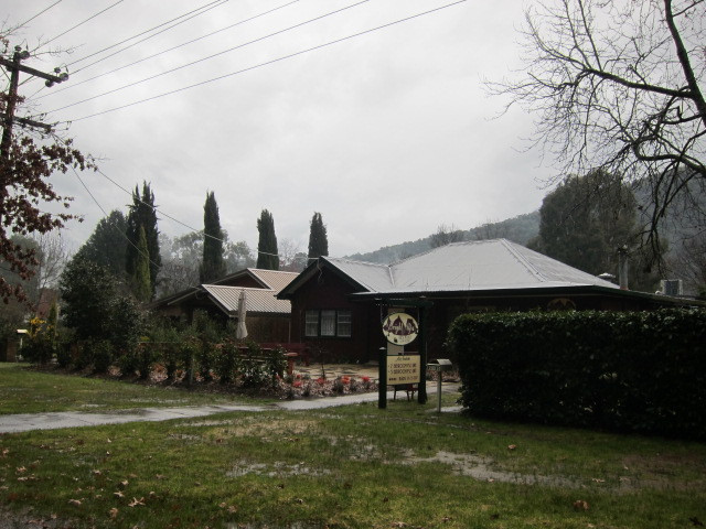 Bright Alps Guest House主图