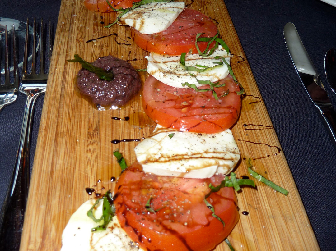 Geneva餐馆和美食-Halsey's