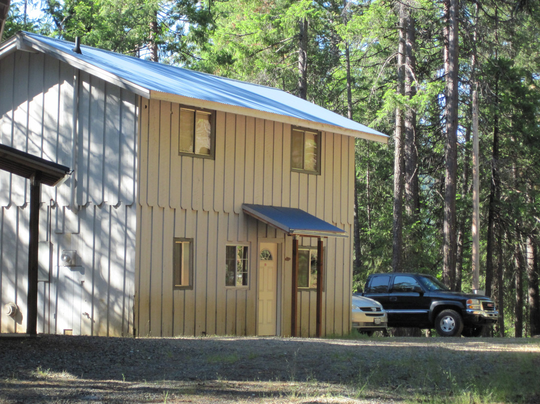 Trinity Lake Resorts & Marinas