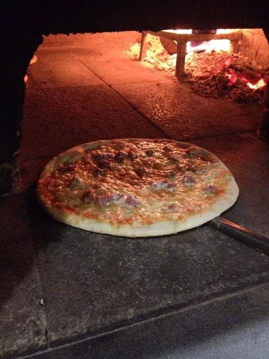 Romano Canavese餐馆和美食-Cappello verde