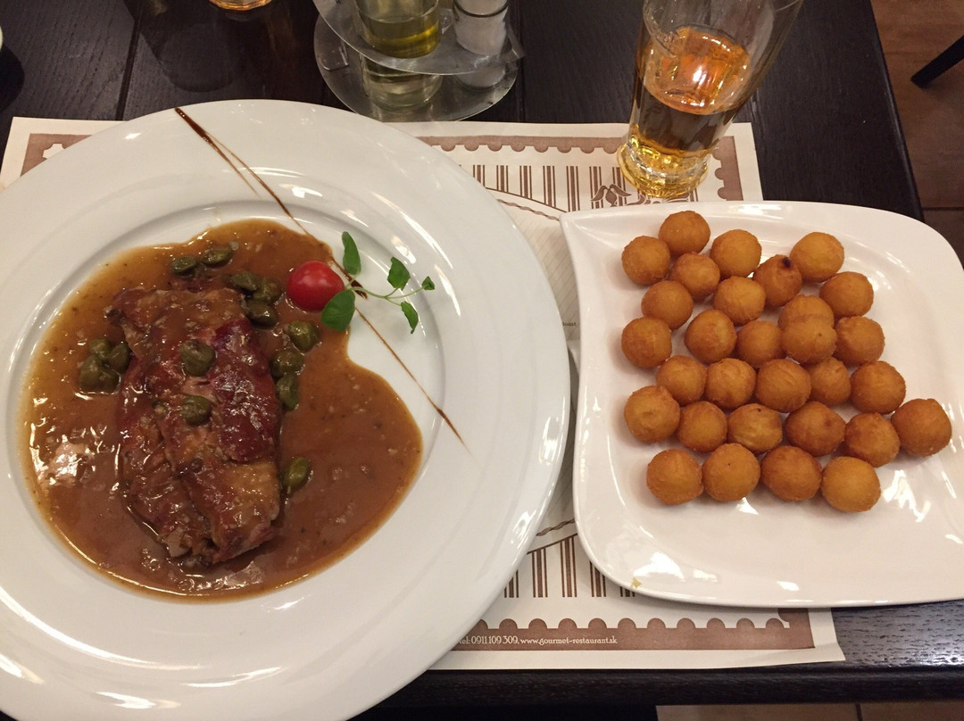 Gourmet Restaurant