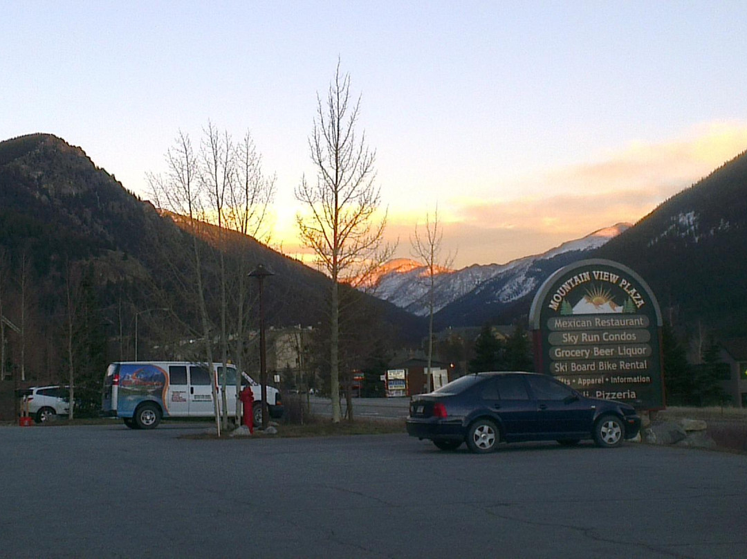 Dos Locos Mexican Restaurant and Cantina