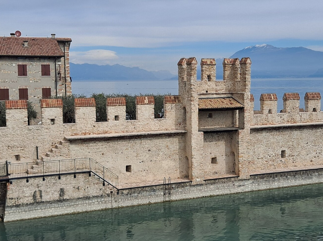 Castello Scaligero景点图片