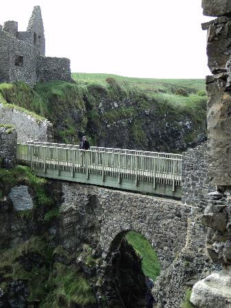 Dunluce Castle-波特拉什必去景点