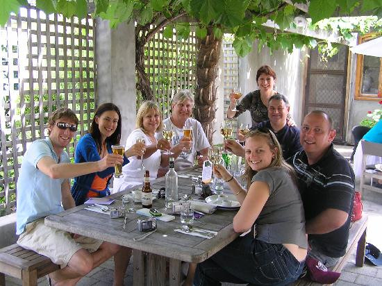 Bubbly Grape Wine Tours-布伦海姆必去景点