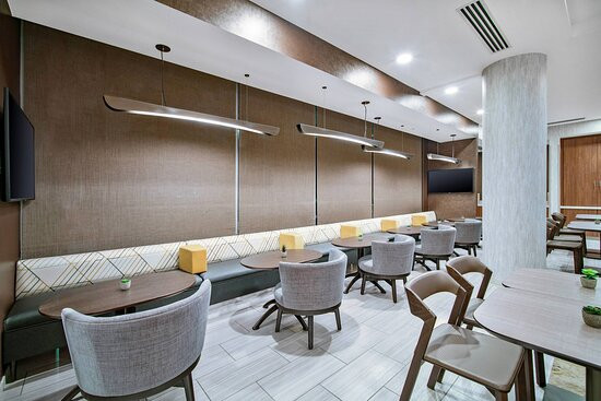 SpringHill Suites Phoenix Goodyear主图