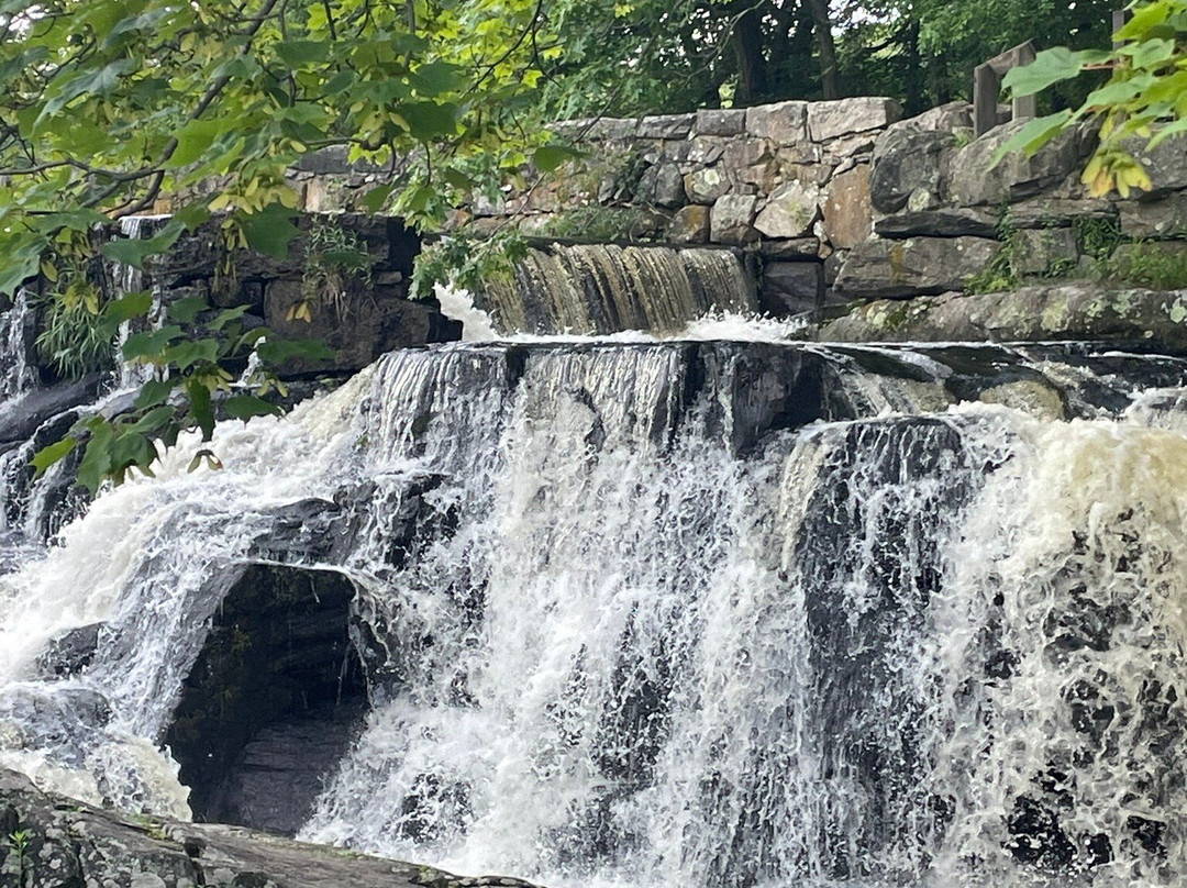 Southford Falls State Park景点图片