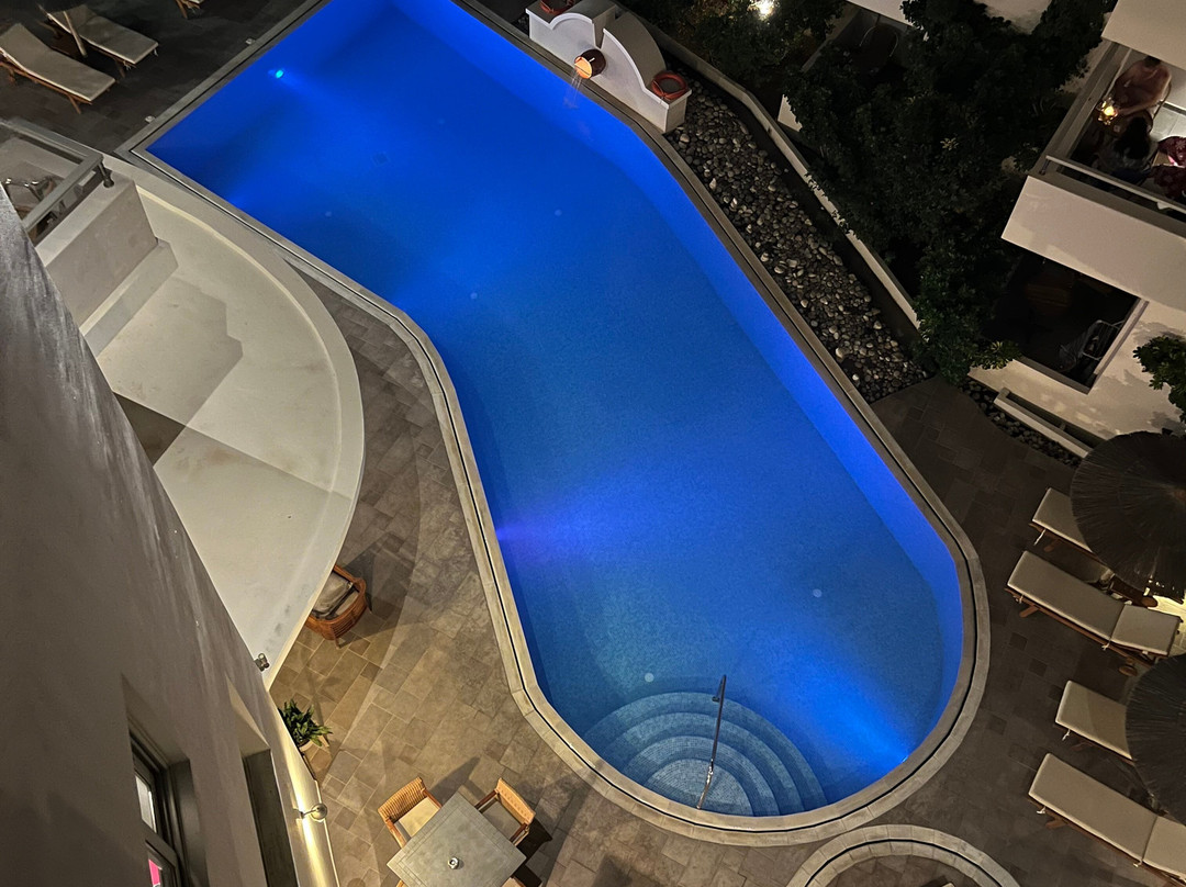 Parasol Luxury Hotel & Suites主图