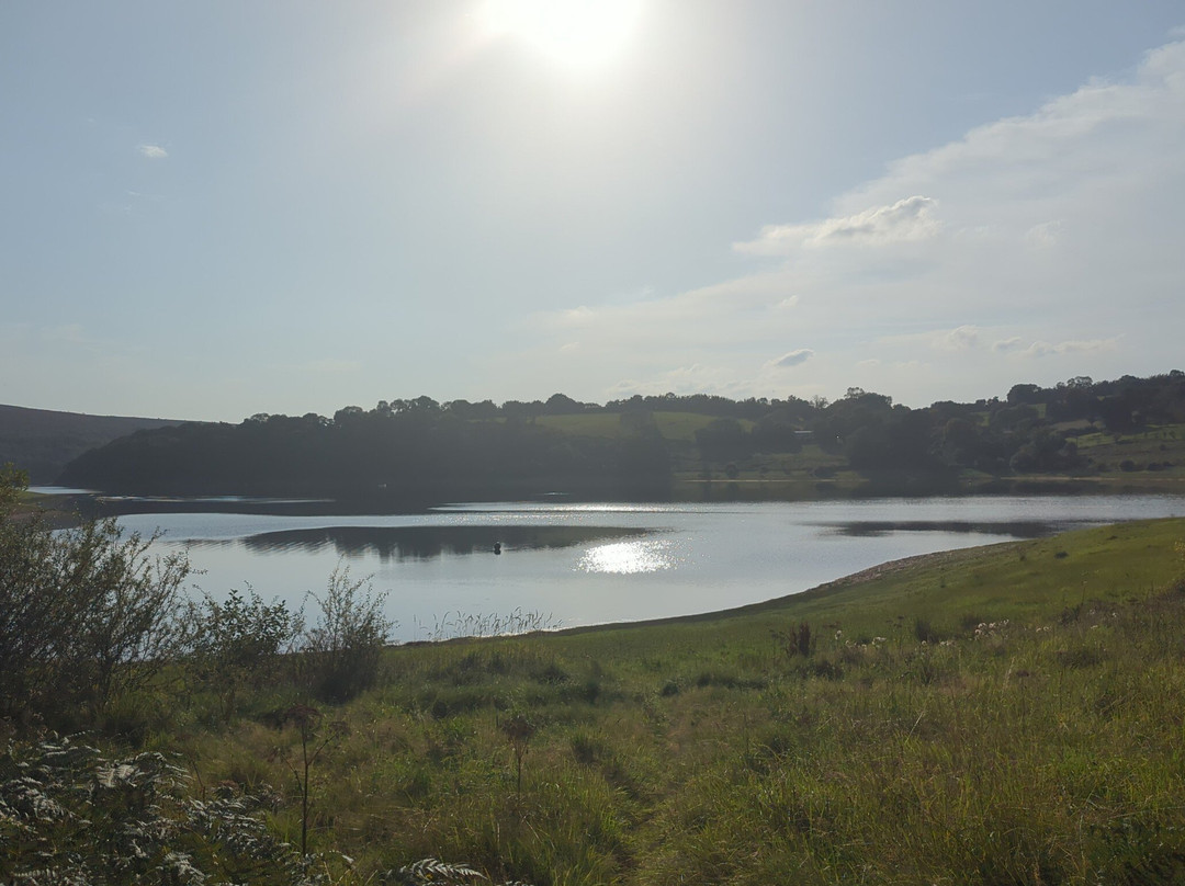 Wimbleball Lake Country Park景点图片