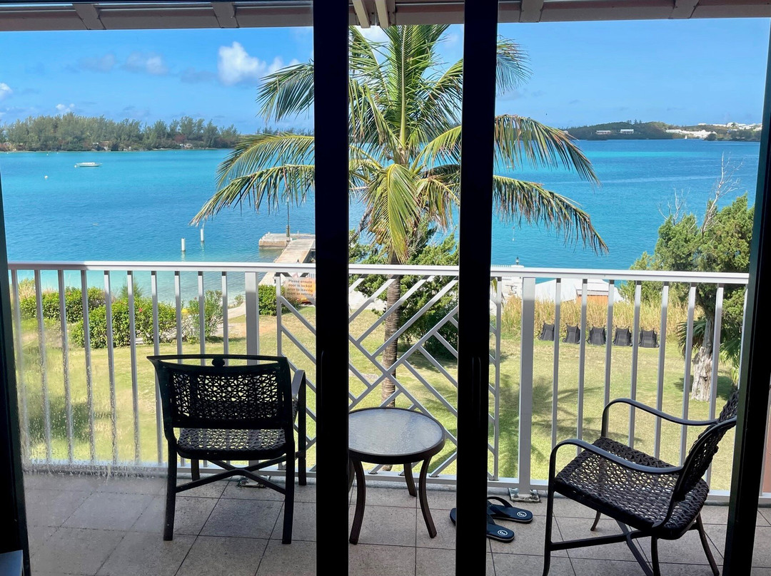 Grotto Bay Beach Resort & Spa主图