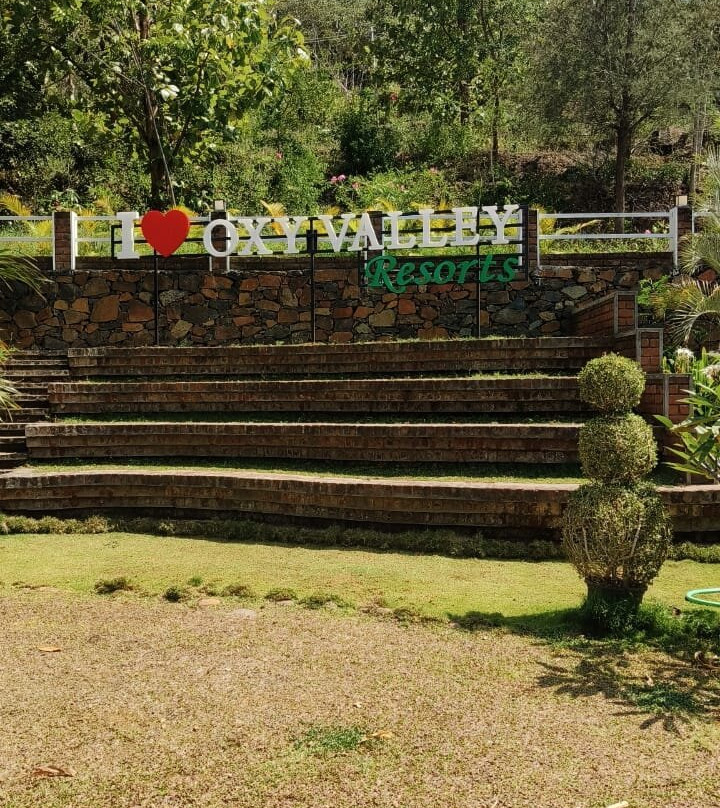 Oxy Valley Resorts主图