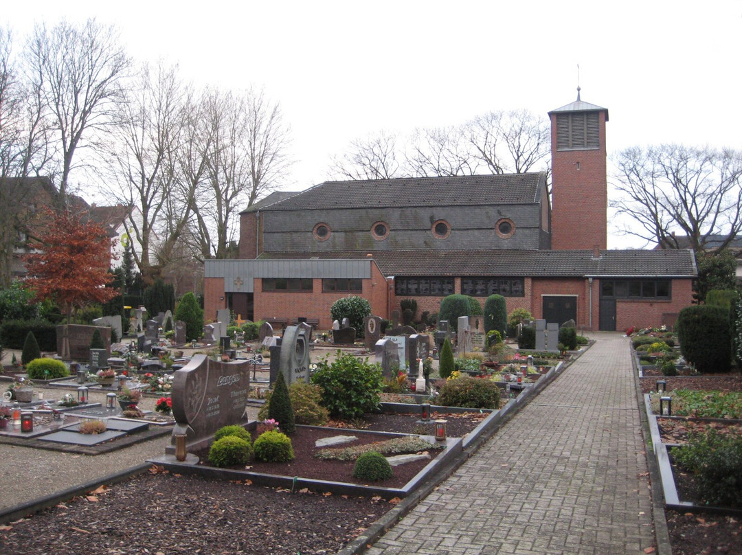 Hockstein Friedhof in Mönchengladbach景点图片