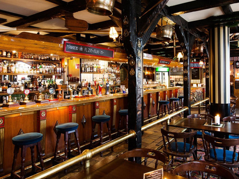 Kosta酒店住宿-Elite Stadshotellet, Växjö