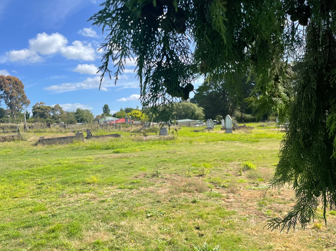 Ballan cemetery-Ballan必去景点