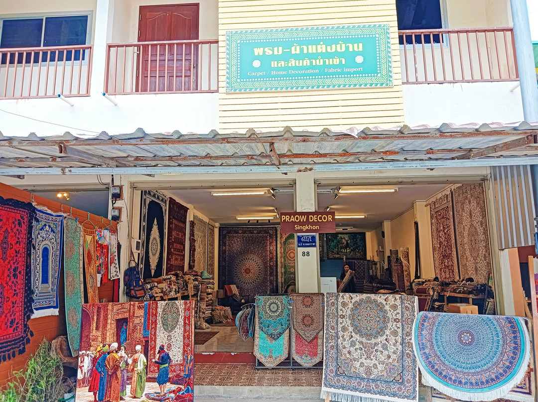 Dan Singkhon Market-班武里必去景点