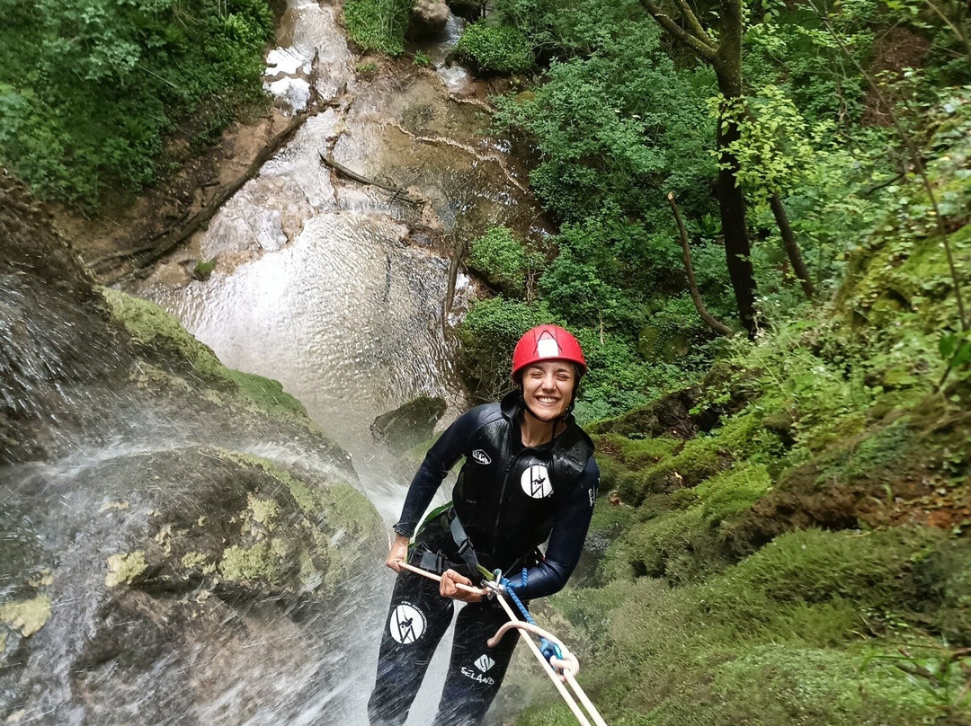 Centro Canyoning Crazy Water by Natura Avventura景点图片