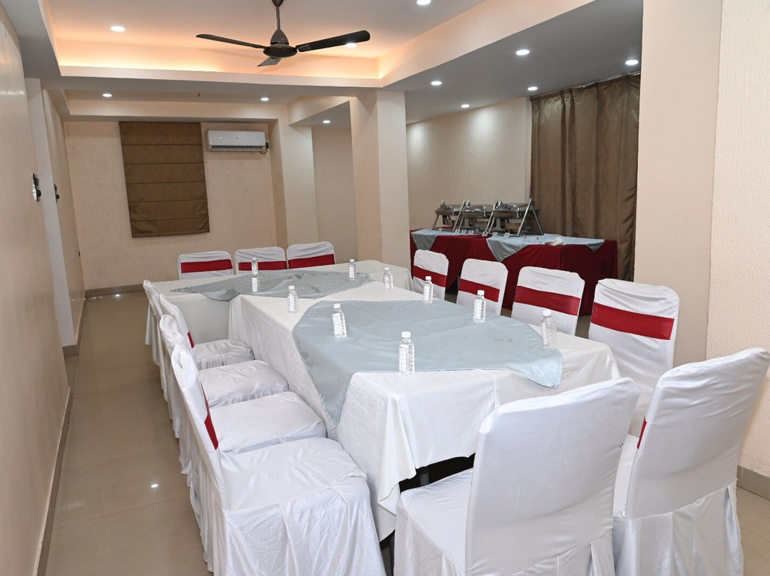 Hotel Orange Inn主图