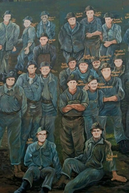 Downtown Miners Mural-Ironwood必去景点