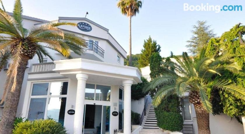 Xanadu Hotel