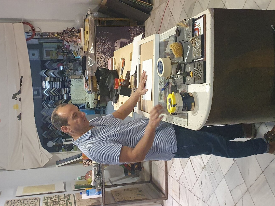 Galería Efeserrano Paquita Serrano-Cieza必去景点