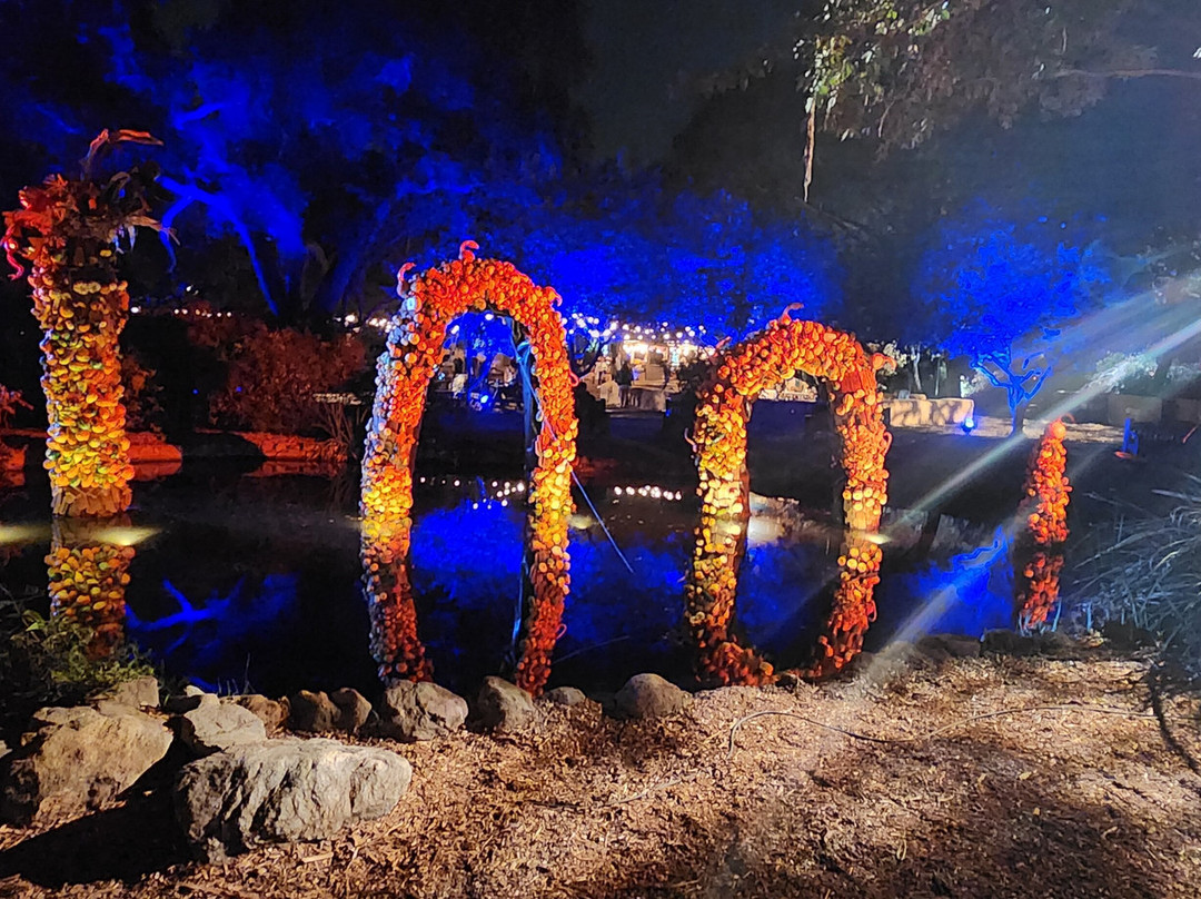 Descanso Gardens-拉肯纳达石岭必去景点