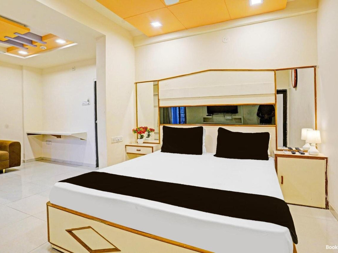 Hotel Shree Paramount主图