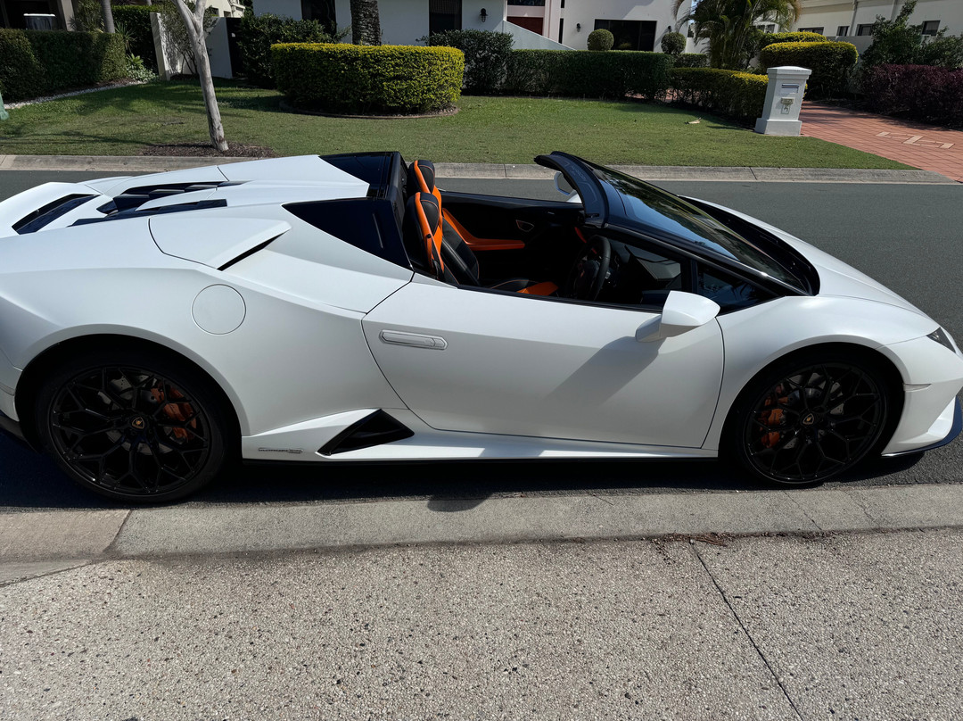 Queensland Luxury Car Rentals-冲浪者天堂必去景点