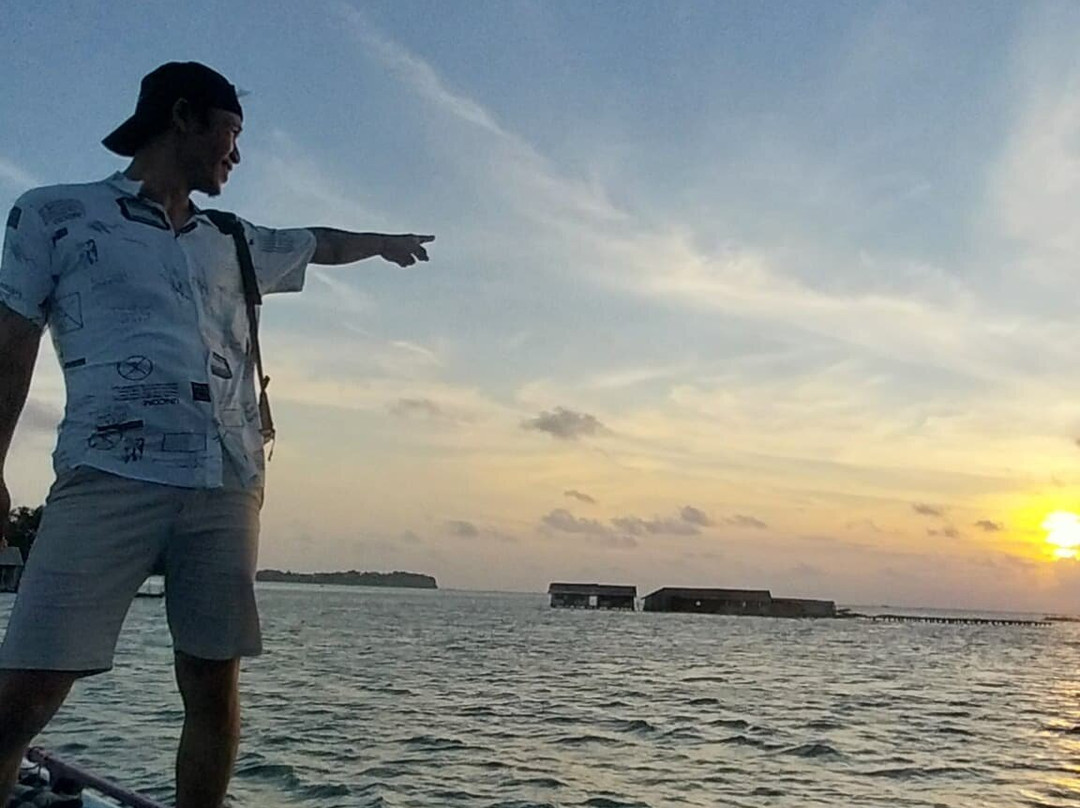 Batu Topeng Beach景点图片