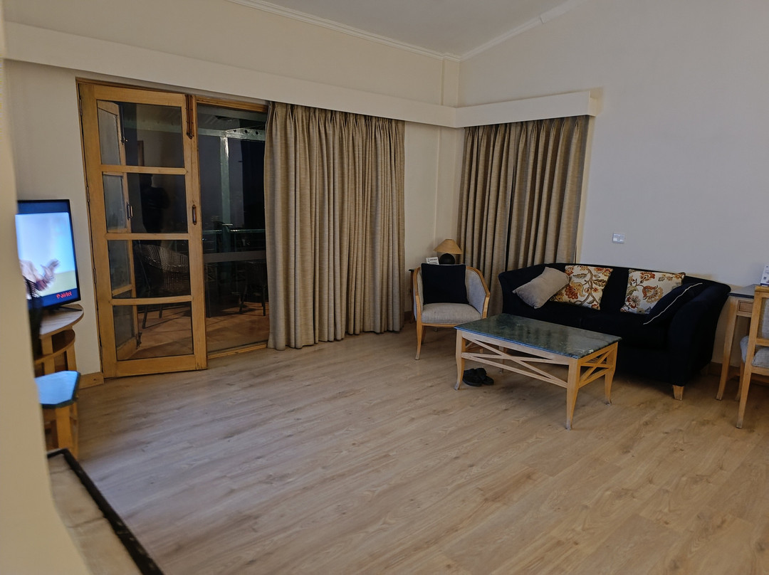 Baikunth Resort Kasauli By Leisure Hotels主图