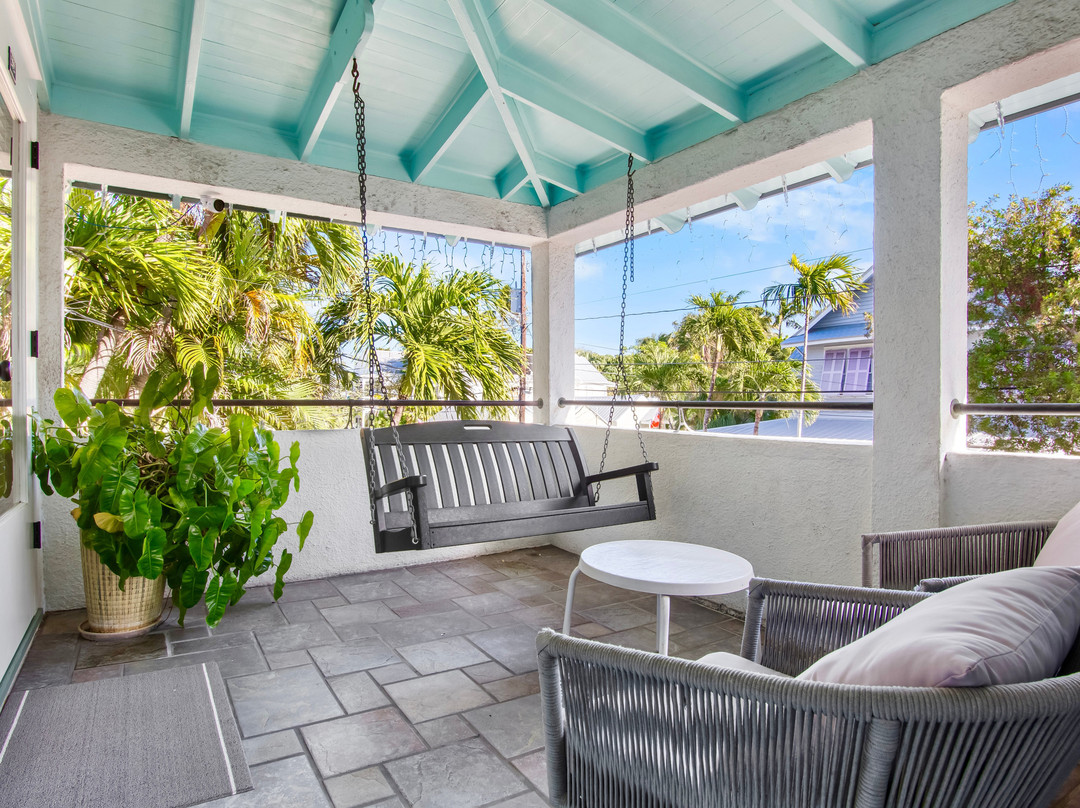 伊甸园酒店主图