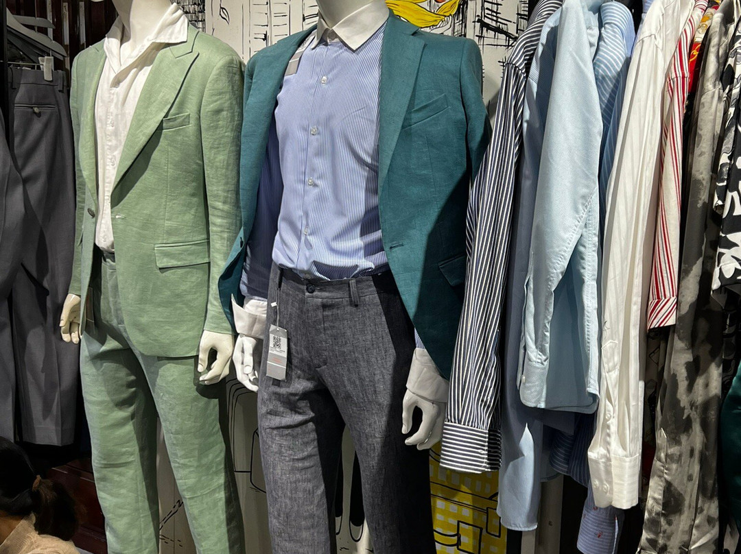 Yaly Couture - Nguyen Thai Hoc branch-会安必去景点