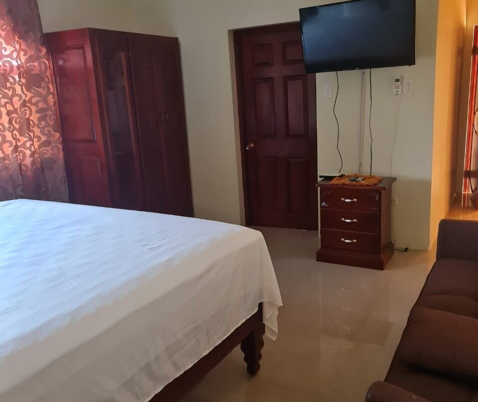 Paradise Place主图