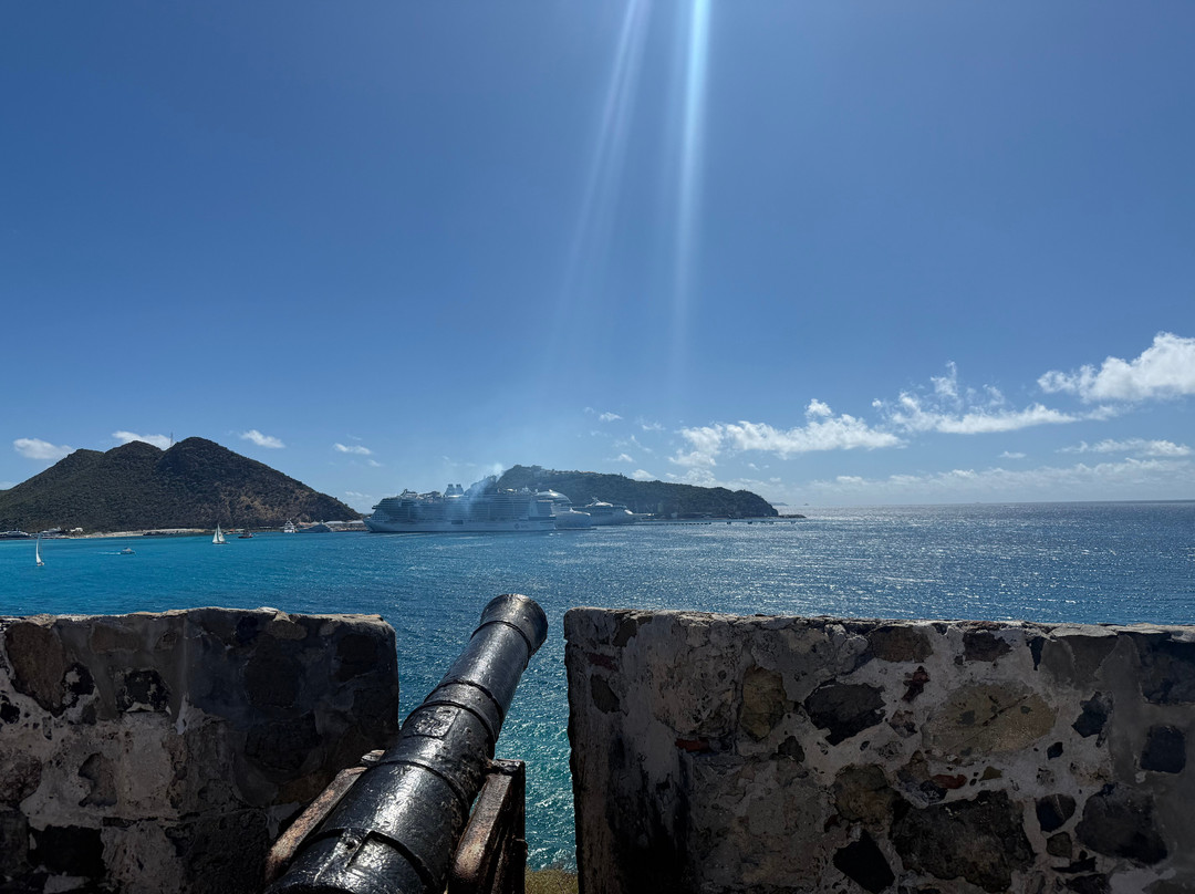 Seagrape Tours-菲利普斯堡必去景点