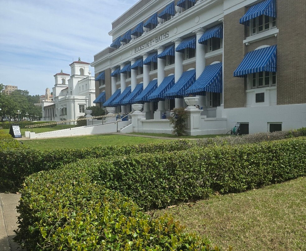 Buckstaff Bathhouse-温泉城必去景点
