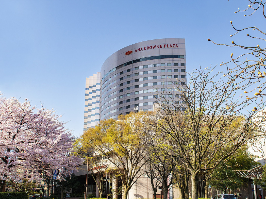 金泽全日空皇冠广场酒店