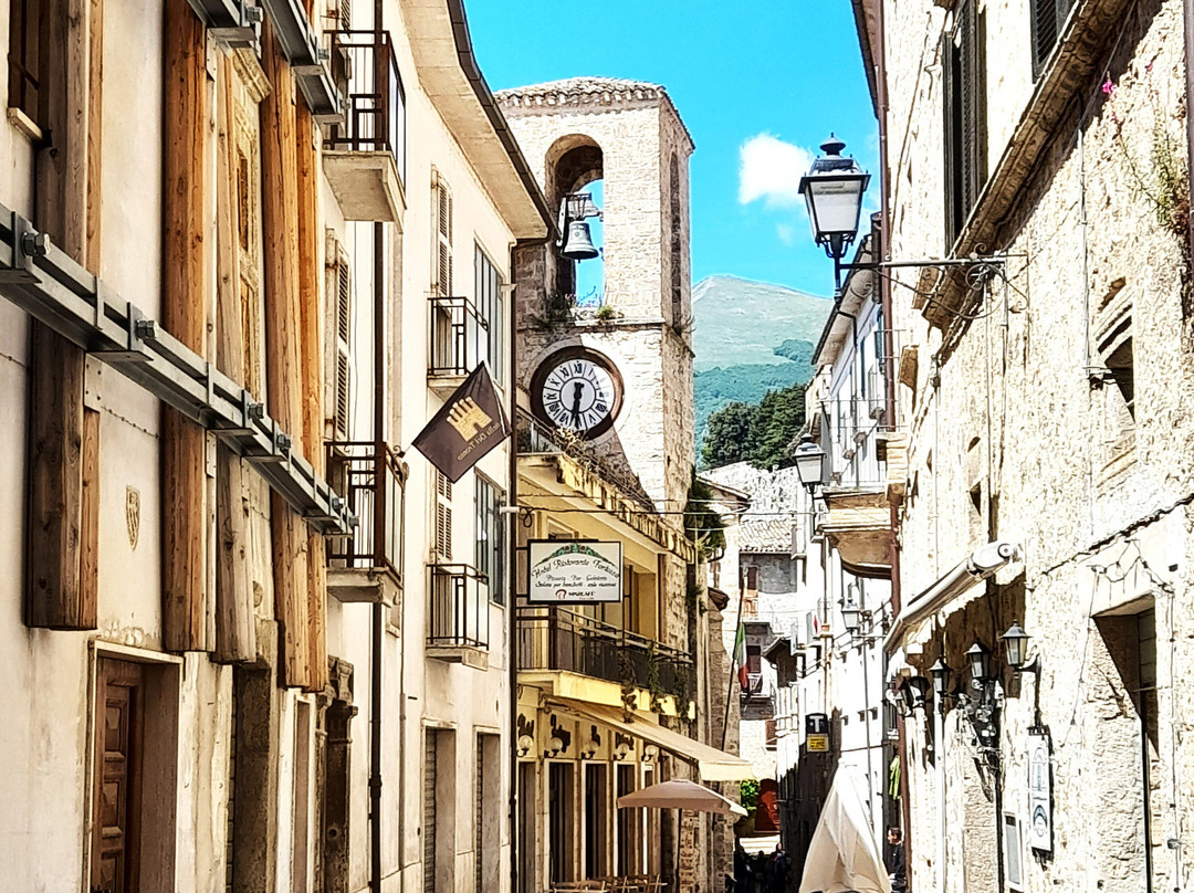 Borgo Medievale di Civitella del Tronto景点图片
