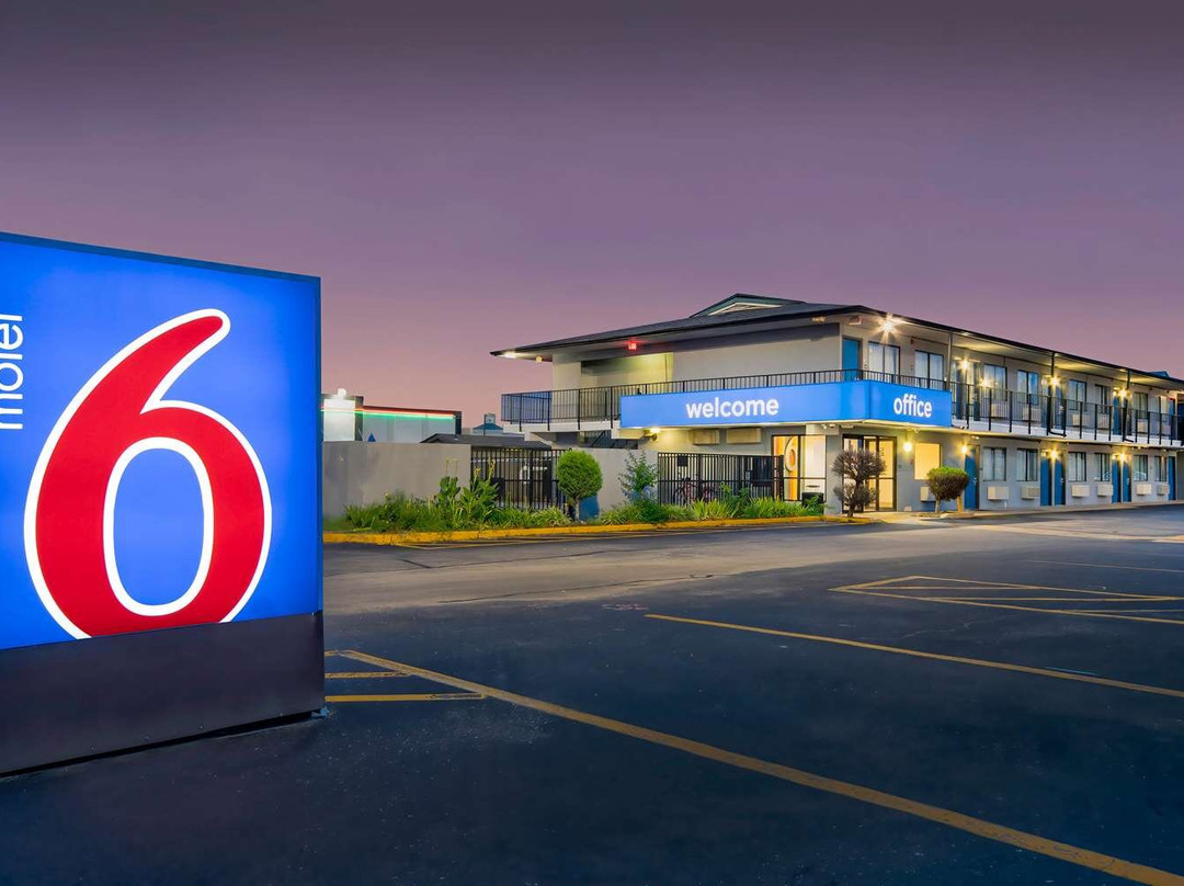 Motel 6 Jonesboro, AR