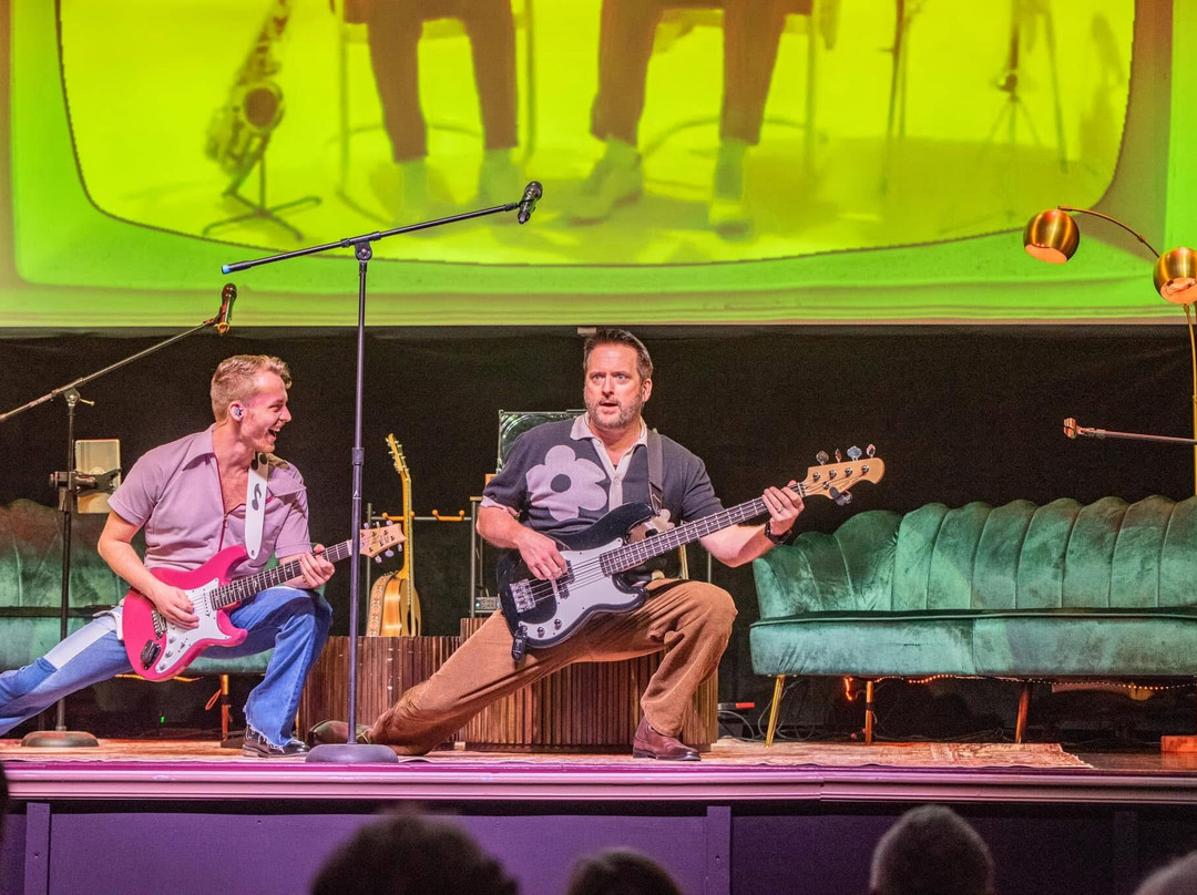 The Sound Of Simon And Garfunkel-布兰森必去景点