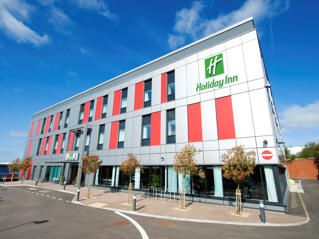 Holiday Inn London - Luton Airport by IHG