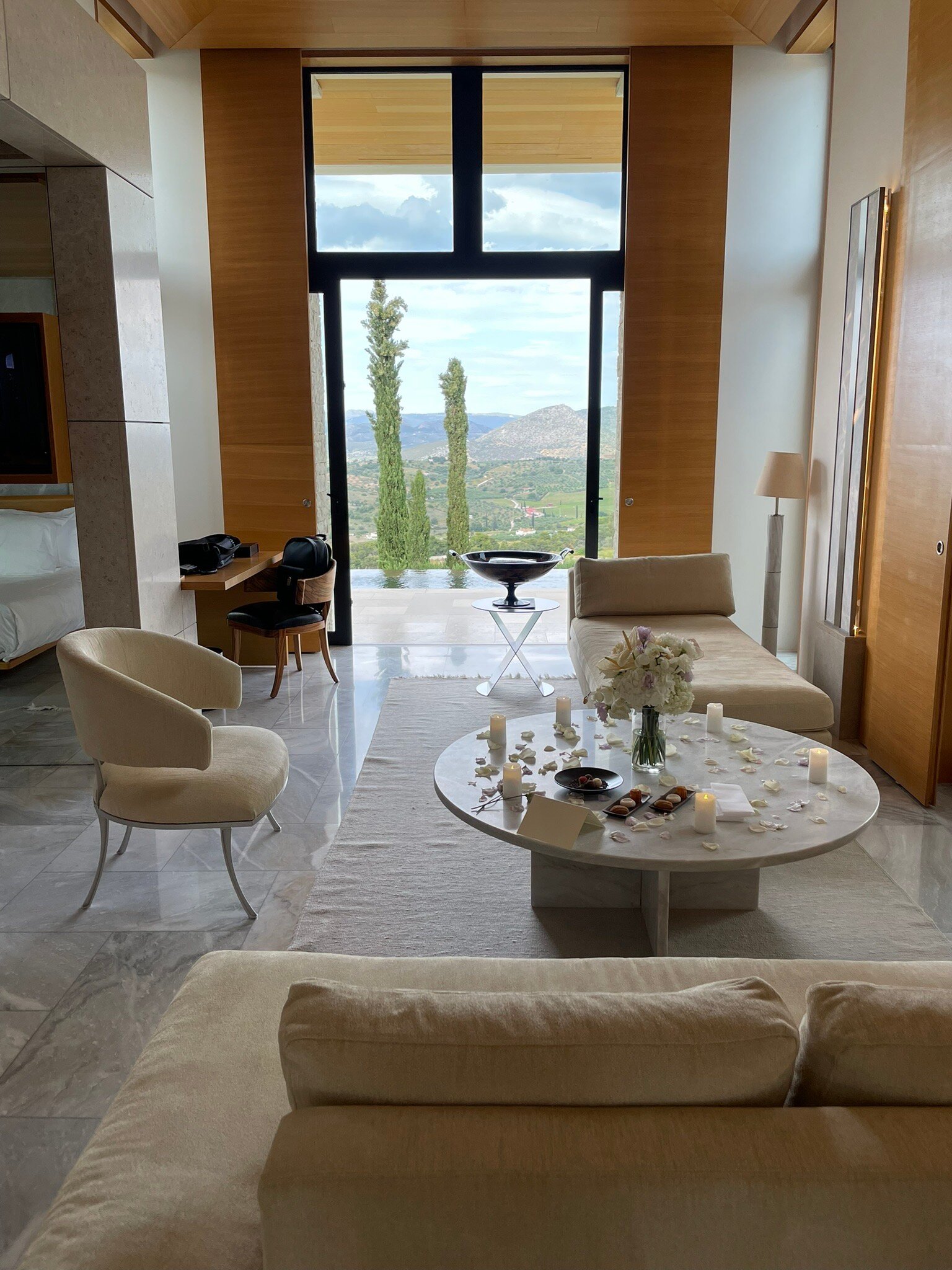 Amanzoe-官方