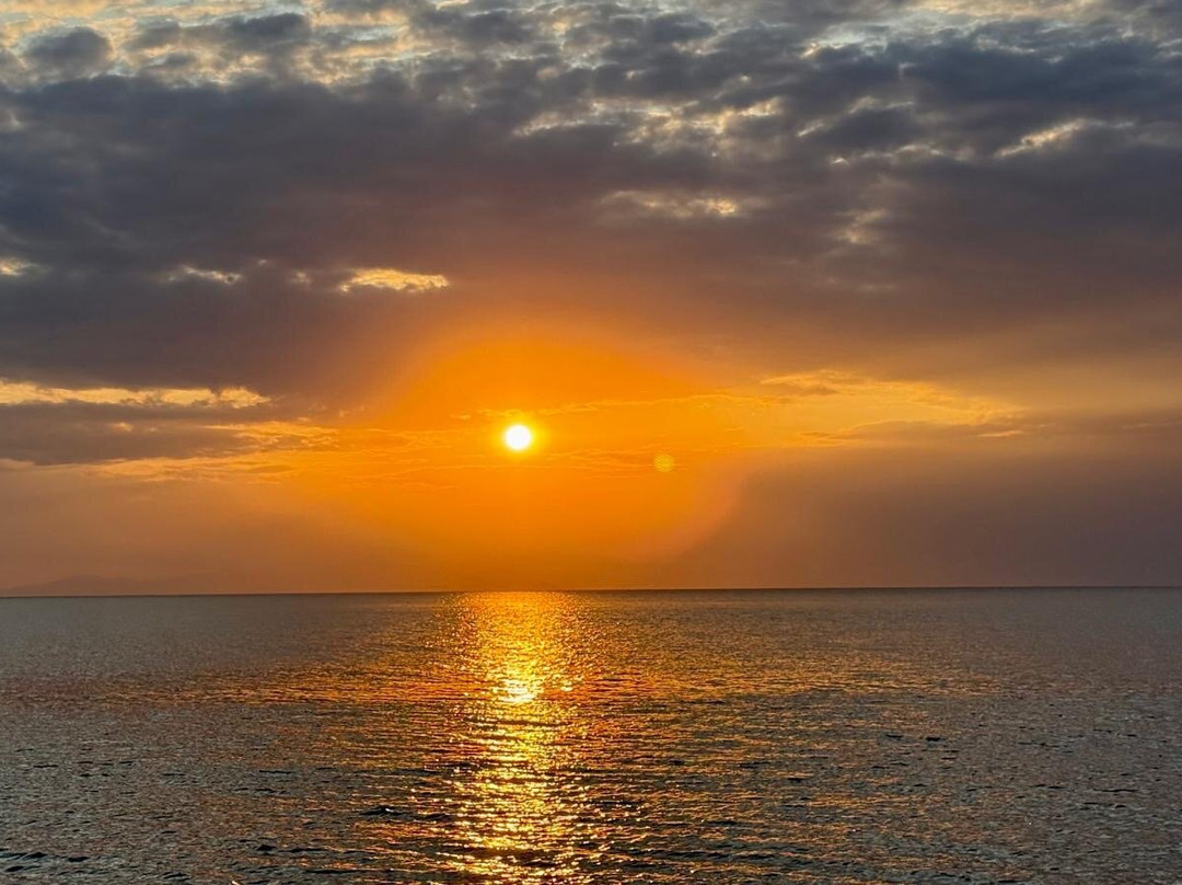 尼基海滩酒店主图