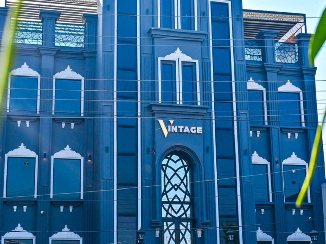 Vintage Luxury Hotels
