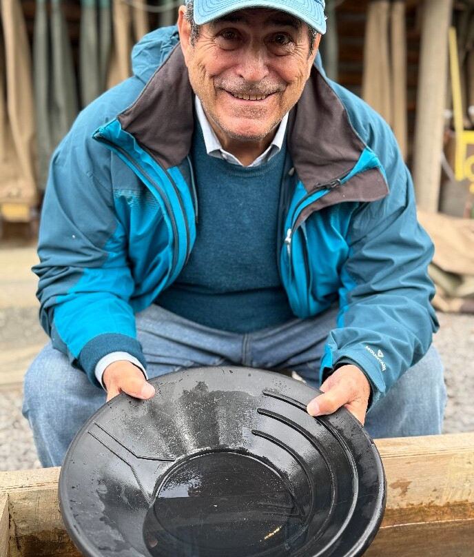 Alaska Gold Panning with Prospector John-Cooper Landing必去景点