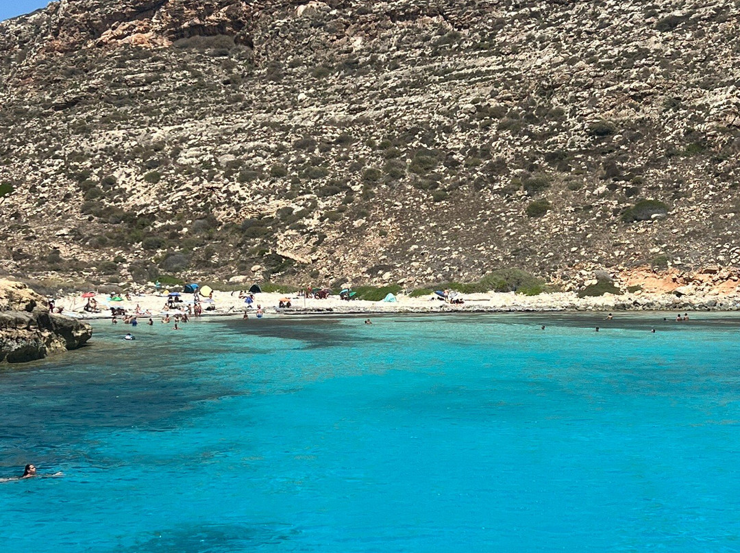 Barca Greta Simone Cardinale-兰佩杜萨必去景点