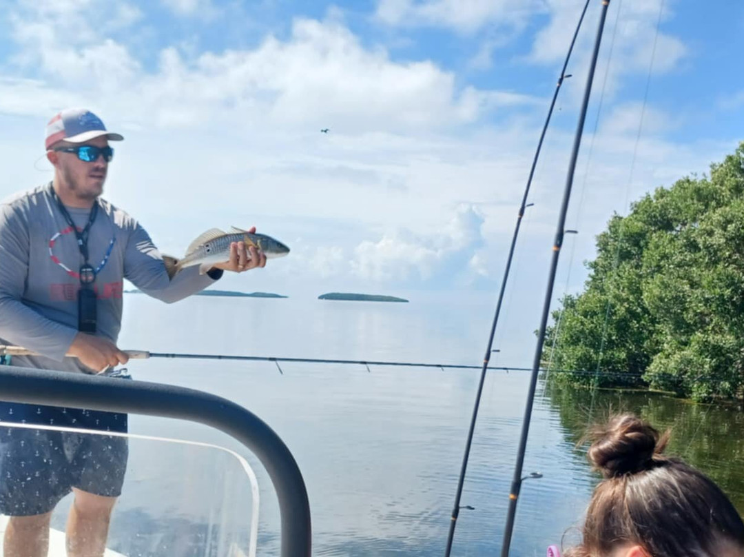 Reel Florida Fishing Charters-克里斯特尔里弗必去景点