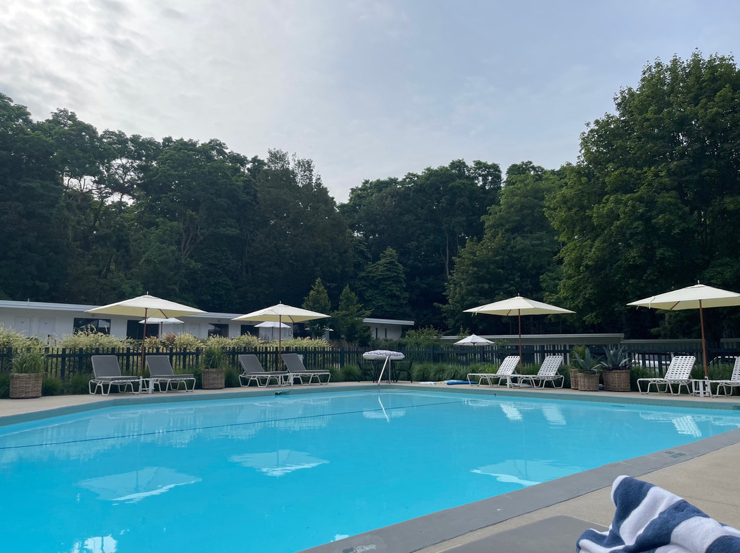 Lake Shore Resort主图