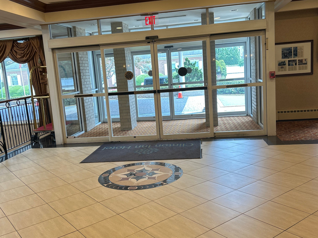 Clinton Inn Hotel & Event Center主图