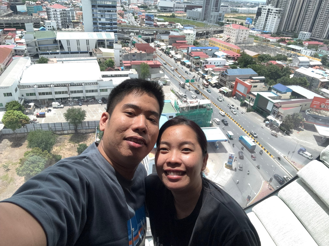 Sun & Moon, Riverside Hotel主图